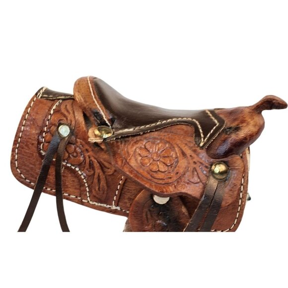 Miniature Tooled Leather Western Saddle Rustic Handmade Décor Or Model Collector - Picture 3 of 12
